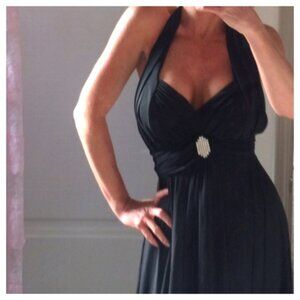 Beautiful and elegant black evening dress!